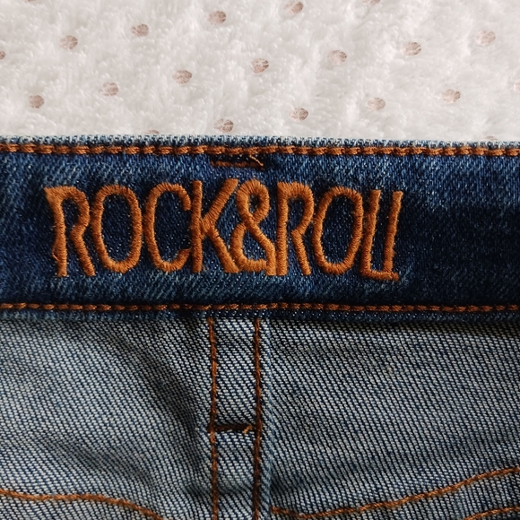Rock& Roll cowgirl Distressed Jean skirt brand new with tags - Picture 7 of 14